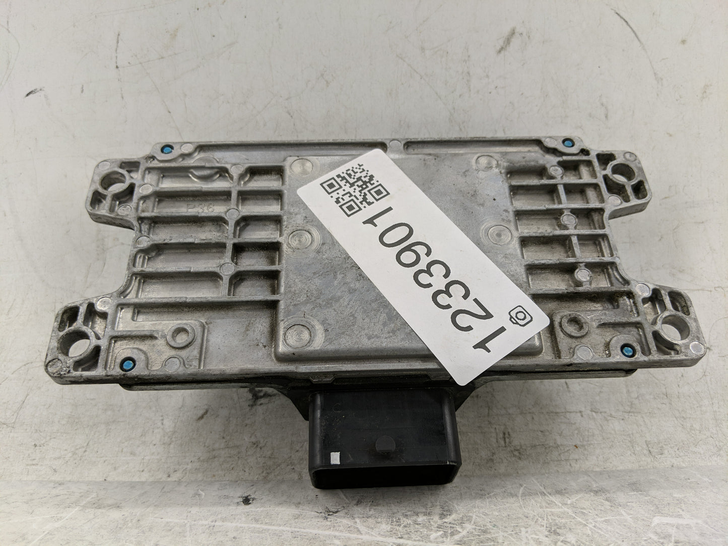 2014-2014 Nissan Juke Chassis Control Module Ccm Bcm Body Control - Oemusedautoparts1.com