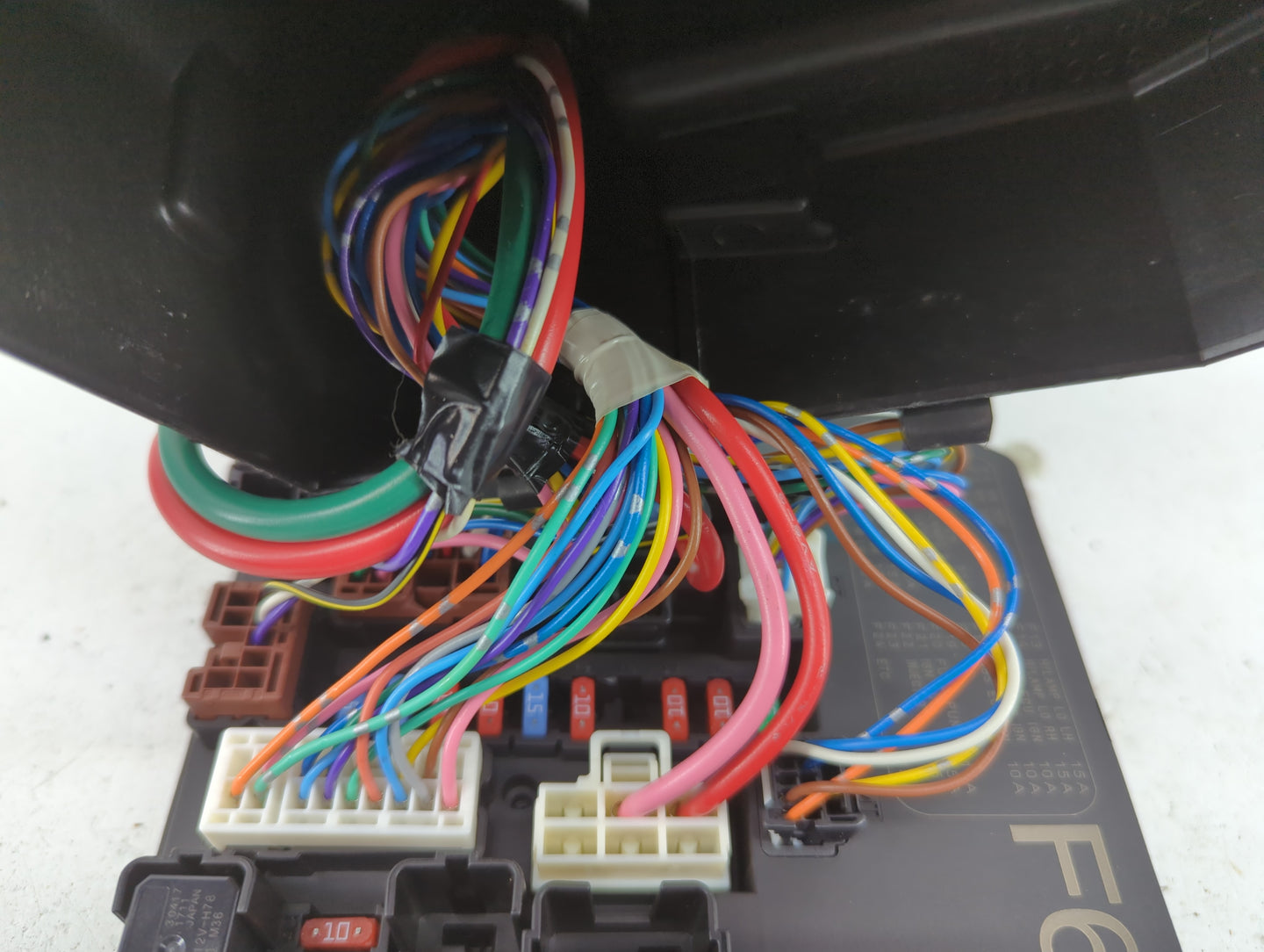 2011-2017 Nissan Juke Fusebox Fuse Box Panel Relay Module Fits Fits 2011 2012 2013 2014 2015 2016 2017 OEM Used Auto Parts -