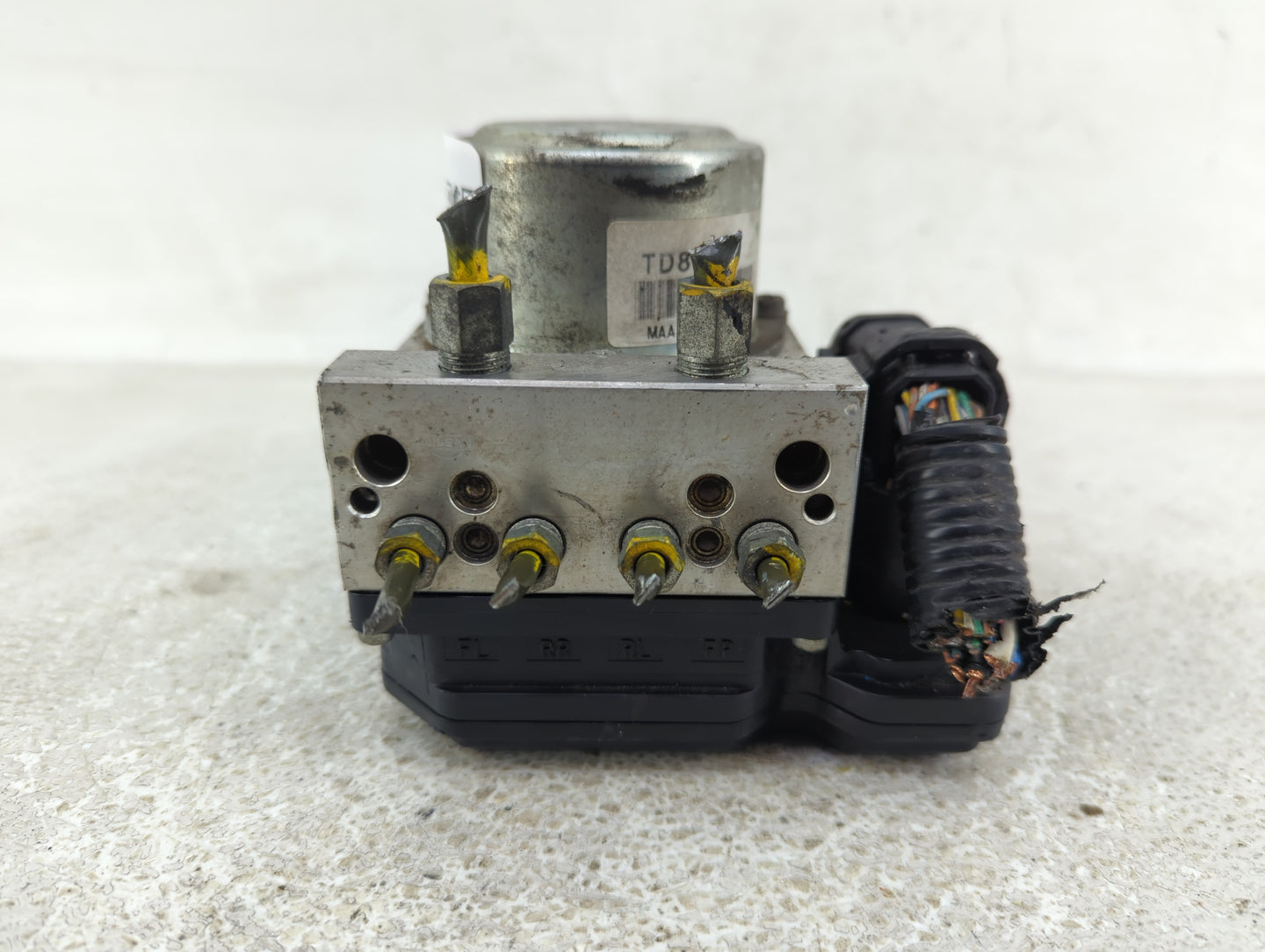 2012-2014 Nissan Juke ABS Pump Control Module Replacement P/N:47660 1KC3B Fits Fits 2012 2013 2014 OEM Used Auto Parts - Oem
