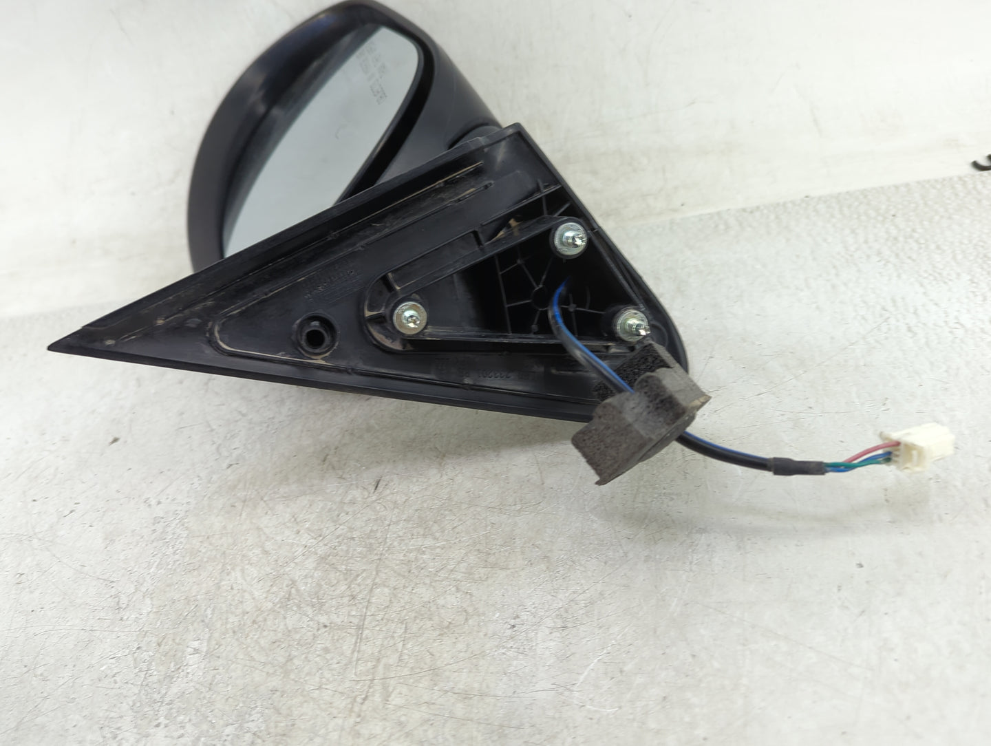 2012-2014 Nissan Juke Passenger Side View Mirror - Right Door Mirror OEM Used - Oemusedautoparts1.com