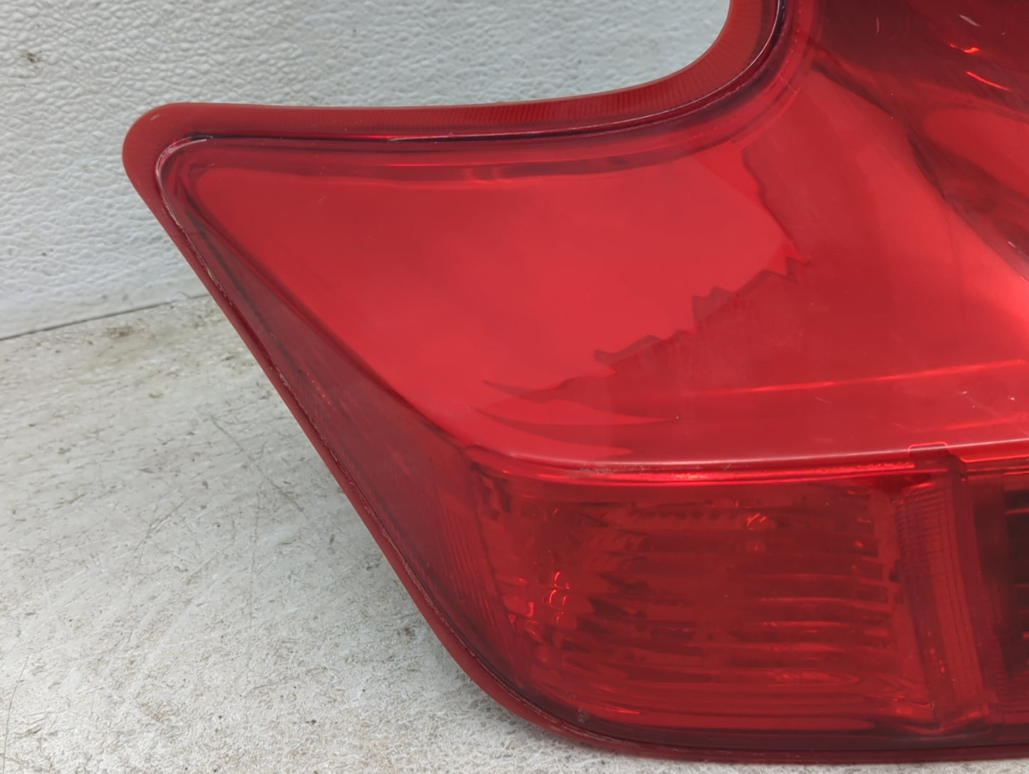 2011-2014 Nissan Juke Tail Light Assembly Driver Left OEM Fits Fits 2011 2012 2013 2014 OEM Used Auto Parts - Oemusedautopar
