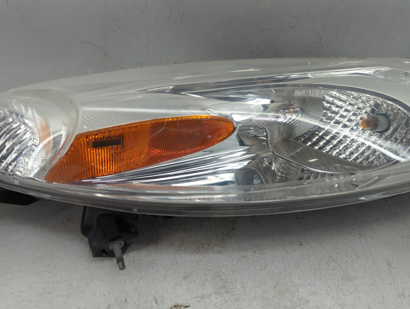 2011-2014 Nissan Juke Driver Left Oem Head Light Headlight Lamp - Oemusedautoparts1.com