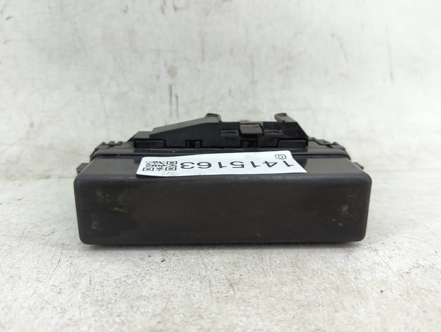 2011-2017 Nissan Juke Fusebox Fuse Box Panel Relay Module P/N:24382 EG002 7154-7138-30 Fits OEM Used Auto Parts - Oemusedaut