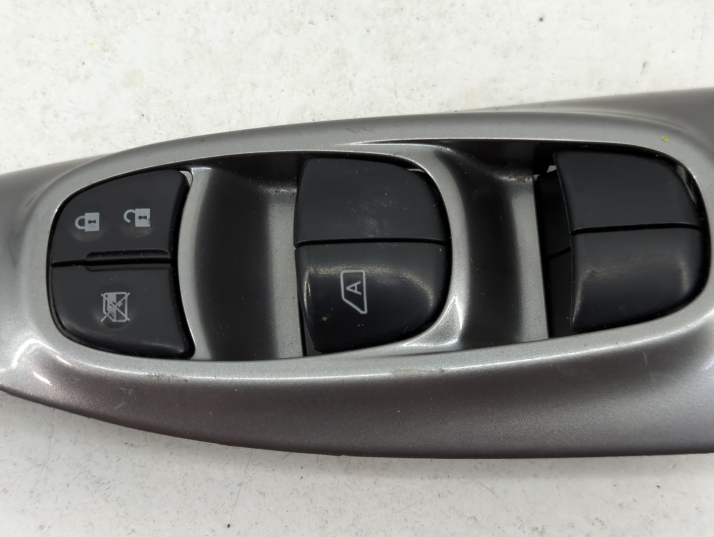 2011-2017 Nissan Juke Master Power Window Switch Replacement Driver Side Left P/N:809611KM0A Fits OEM Used Auto Parts - Oemu