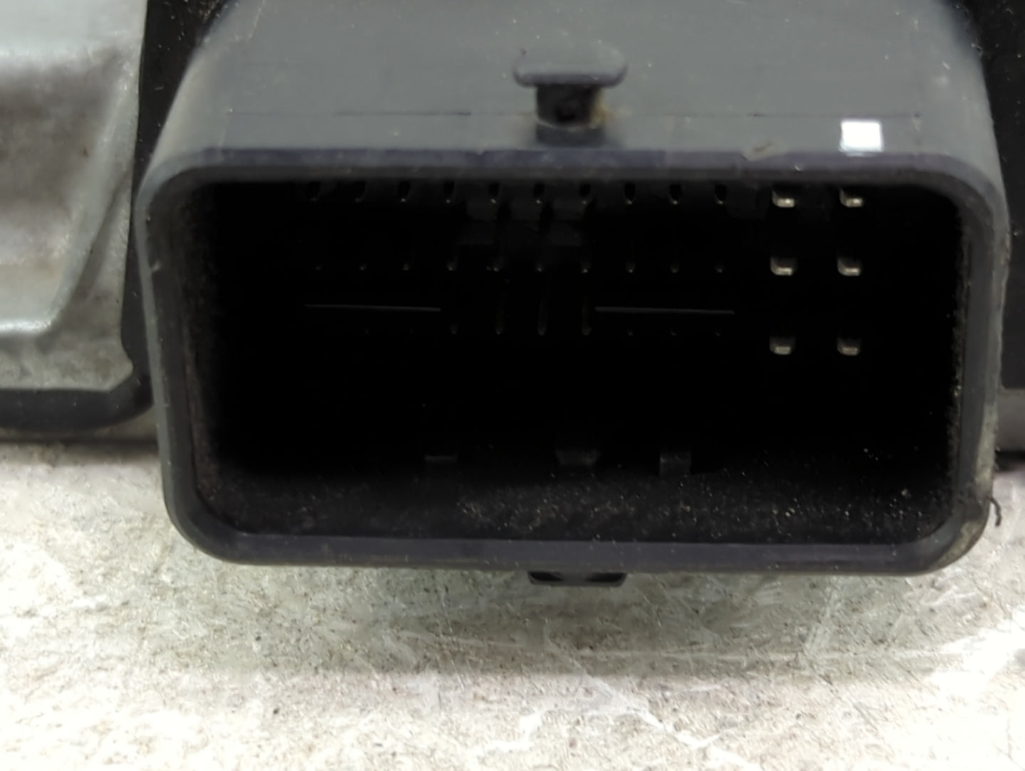 2014-2014 Nissan Juke Transmission Control Module Tcu Tcm - Oemusedautoparts1.com