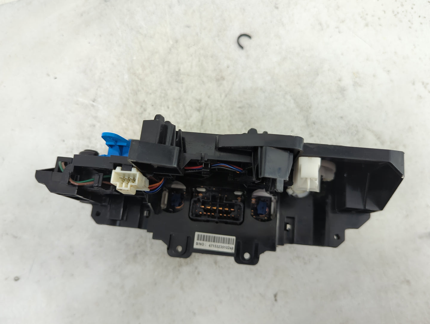 2014 Nissan Juke Climate Control Module Temperature AC/Heater Replacement P/N:4715323510248 Fits OEM Used Auto Parts - Oemus