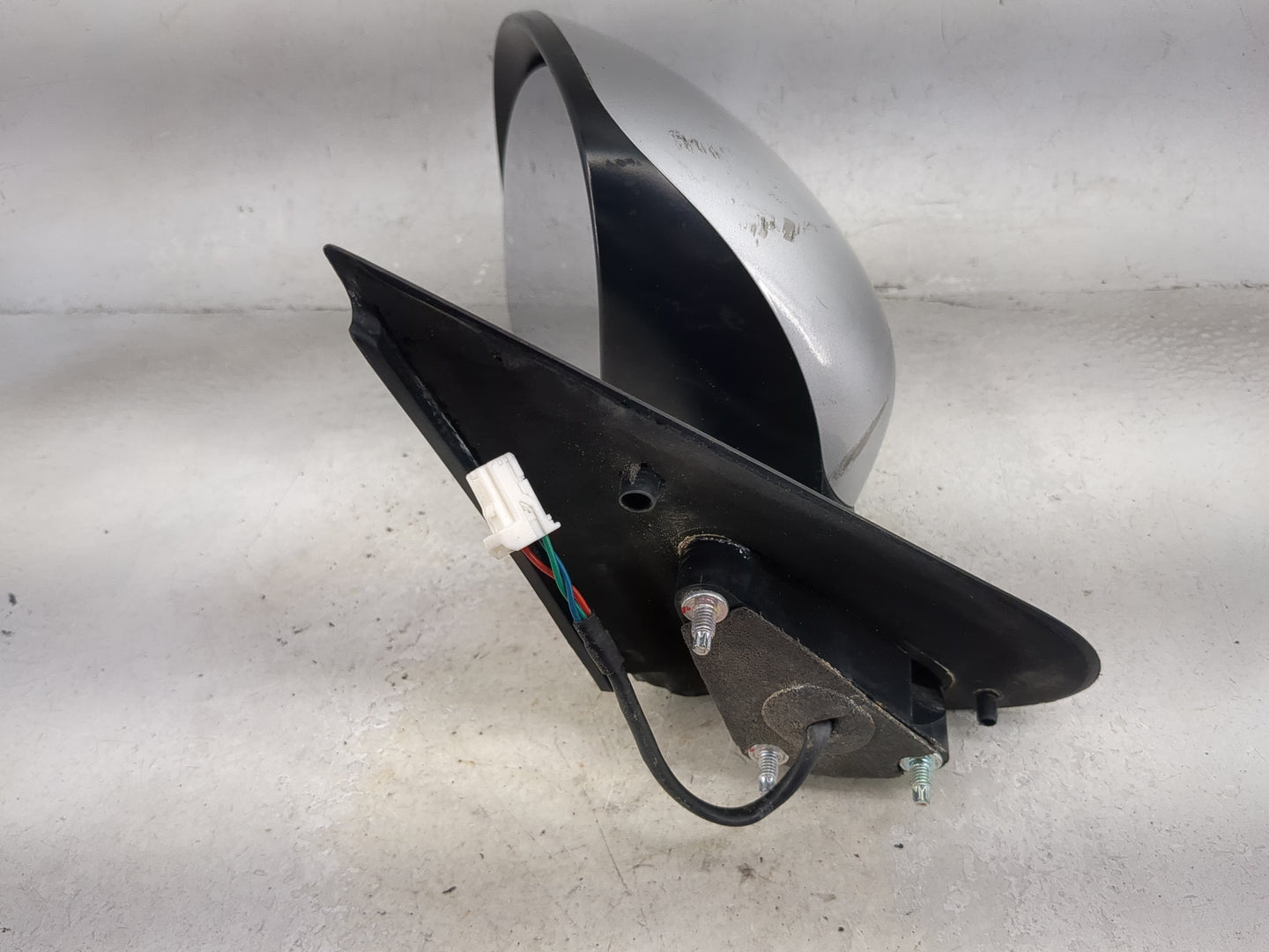 2012-2014 Nissan Juke Driver Side View Mirror - Left Door Mirror OEM Used - Oemusedautoparts1.com
