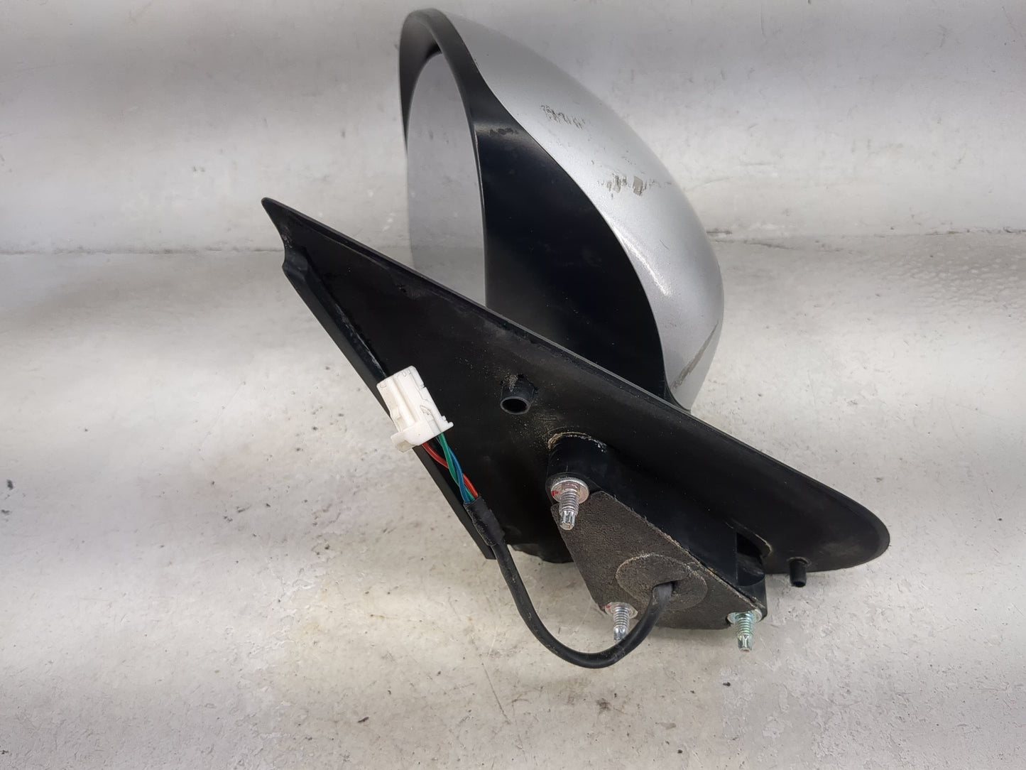 2012-2014 Nissan Juke Driver Side View Mirror - Left Door Mirror OEM Used - Oemusedautoparts1.com