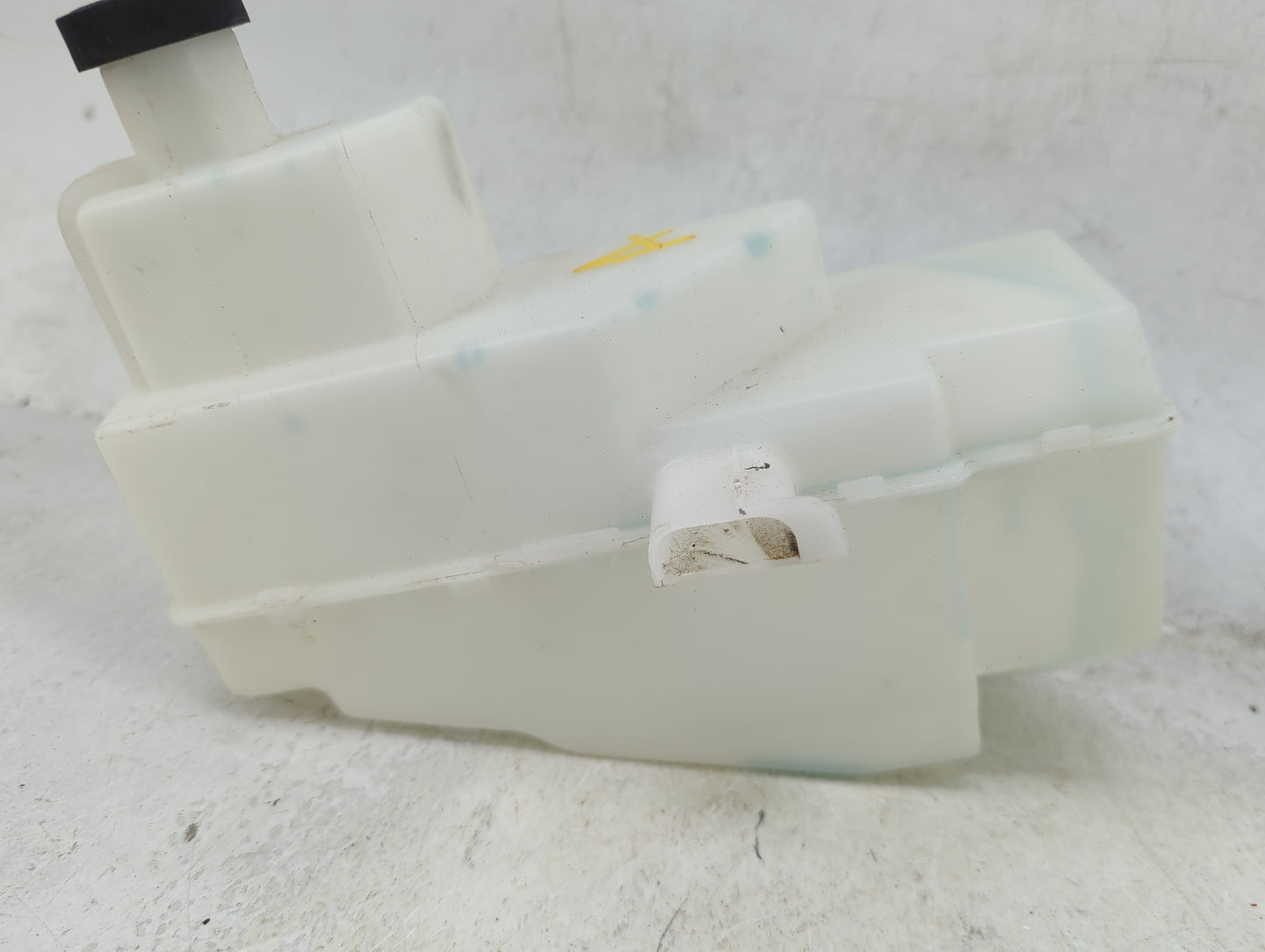 2011-2017 Nissan Juke Radiator Coolant Overflow Expansion Tank Bottle 1494222 - Oemusedautoparts1.com