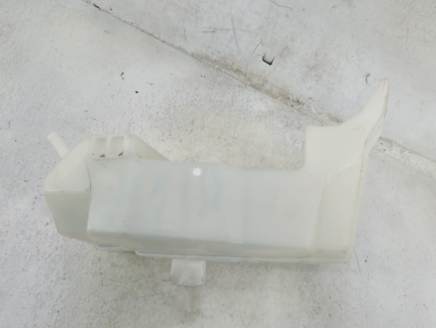 2011-2017 Nissan Juke Radiator Coolant Overflow Expansion Tank Bottle 1494222 - Oemusedautoparts1.com