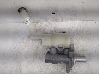 compare product 2011-2017 Nissan Juke Brake Master Cylinder 1497025