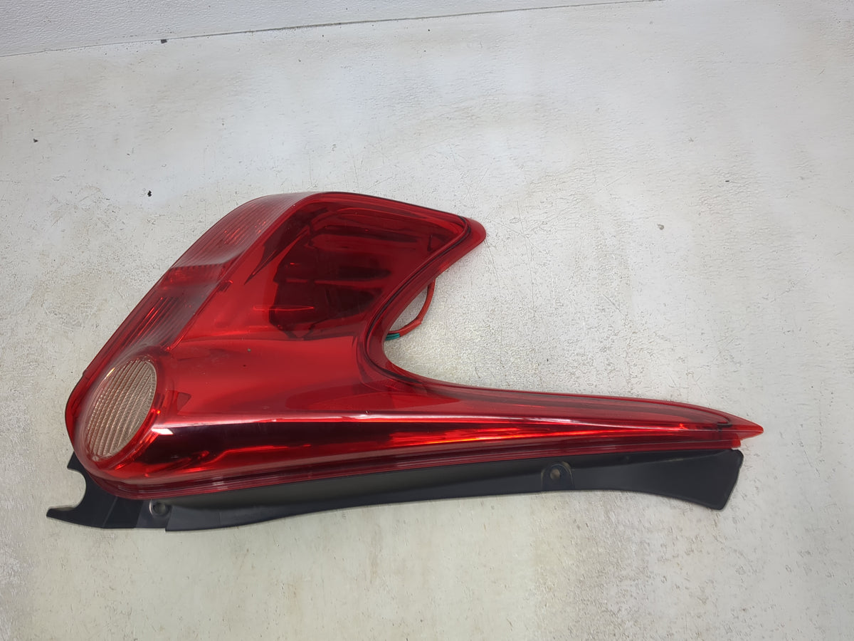 2011-2014 Nissan Juke Tail Light Assembly Driver Left OEM Fits Fits 2011 2012 2013 2014 OEM Used Auto Parts - Oemusedautopar