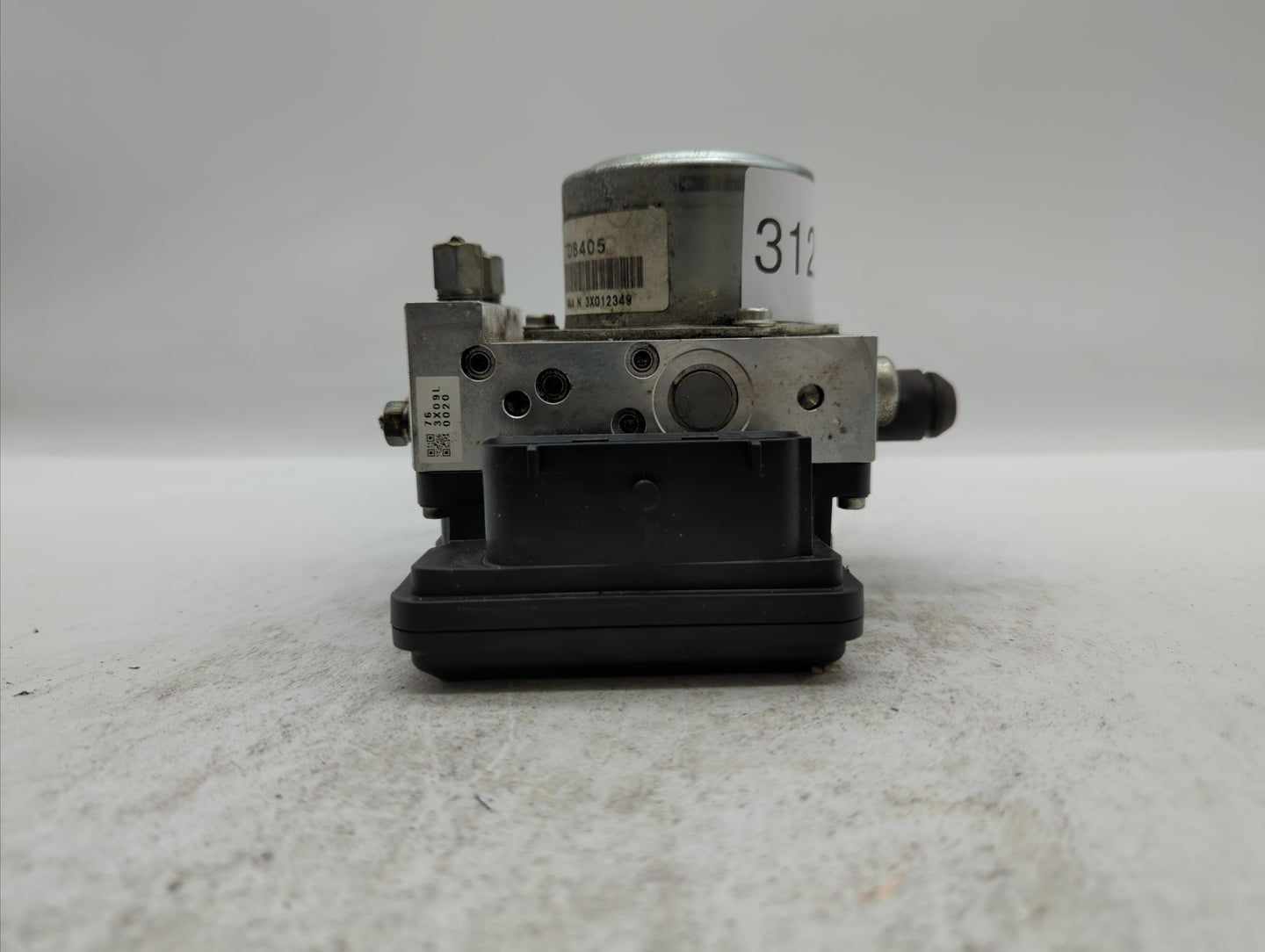 2012-2014 Nissan Juke ABS Pump Control Module Replacement P/N:47660 1KC3B Fits Fits 2012 2013 2014 OEM Used Auto Parts - Oem