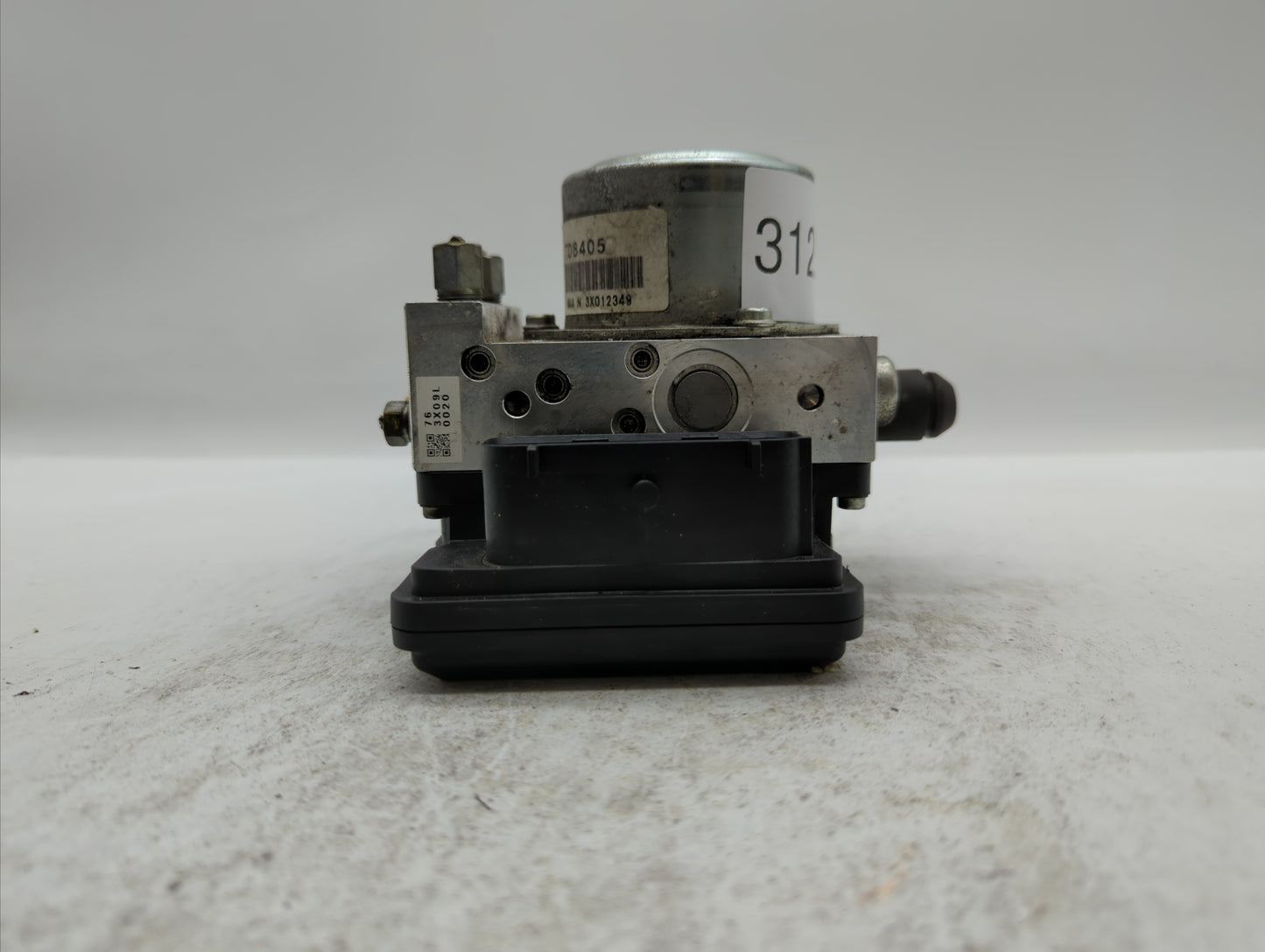 2012-2014 Nissan Juke ABS Pump Control Module Replacement P/N:47660 1KC3B Fits Fits 2012 2013 2014 OEM Used Auto Parts - Oem