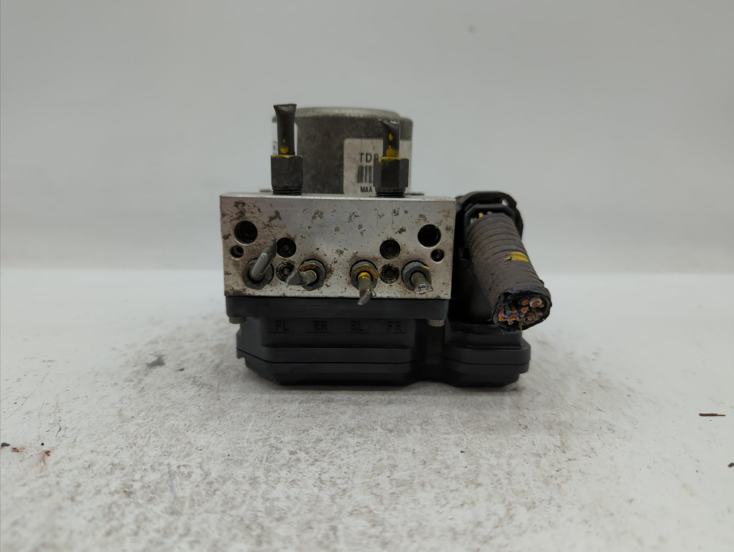 2013-2014 Nissan Juke ABS Pump Control Module Replacement P/N:A98000B51 Fits Fits 2013 2014 OEM Used Auto Parts - Oemusedaut
