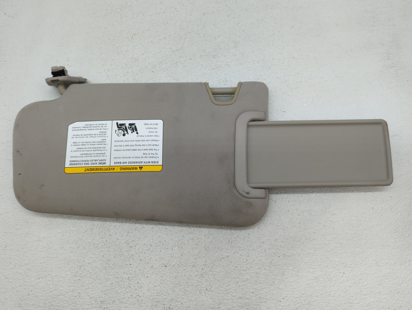 2014 Nissan Juke Sun Visor Shade Replacement Driver Left Mirror Fits OEM Used Auto Parts - Oemusedautoparts1.com