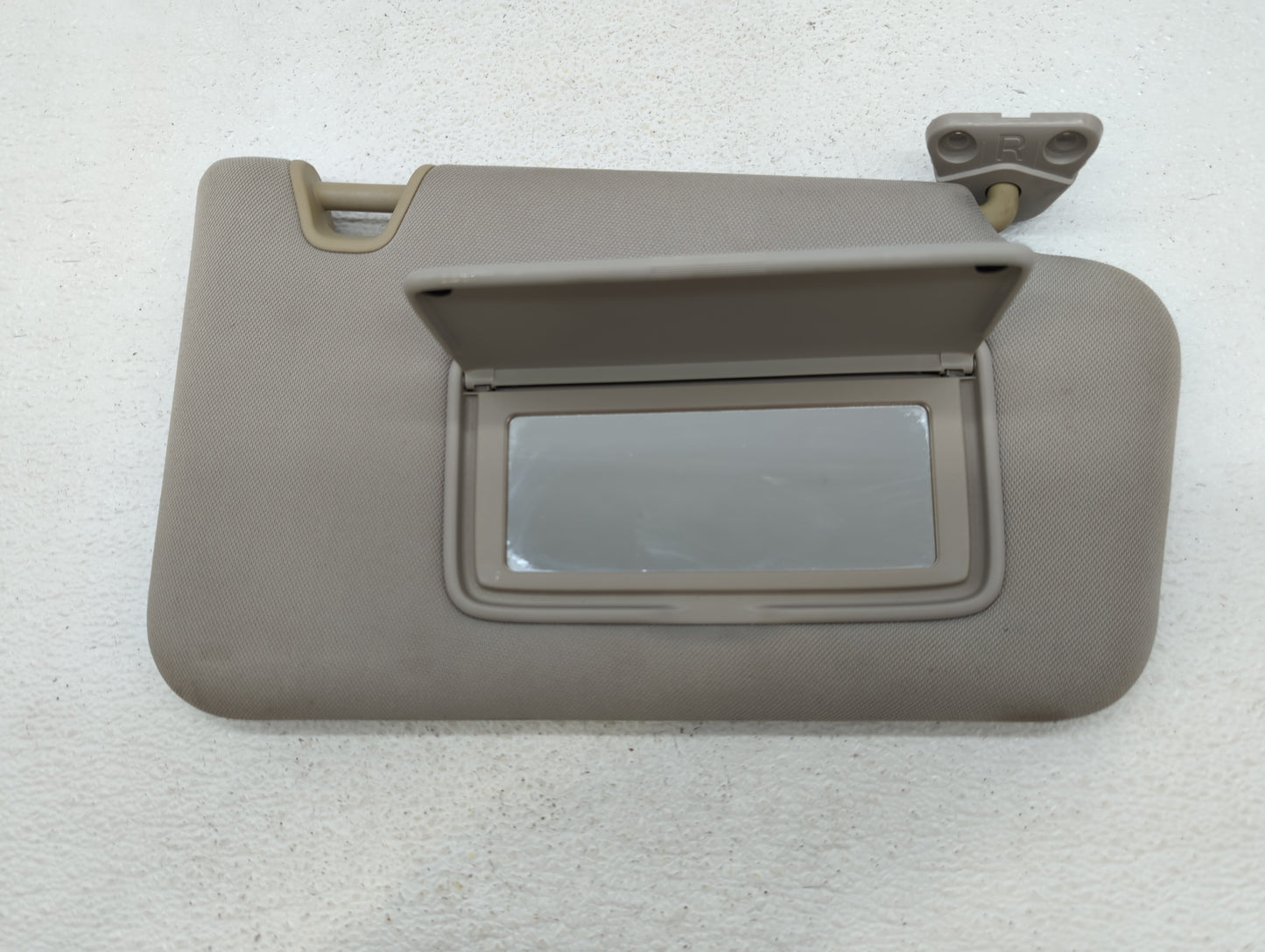2014 Nissan Juke Sun Visor Shade Replacement Passenger Right Mirror Fits OEM Used Auto Parts - Oemusedautoparts1.com
