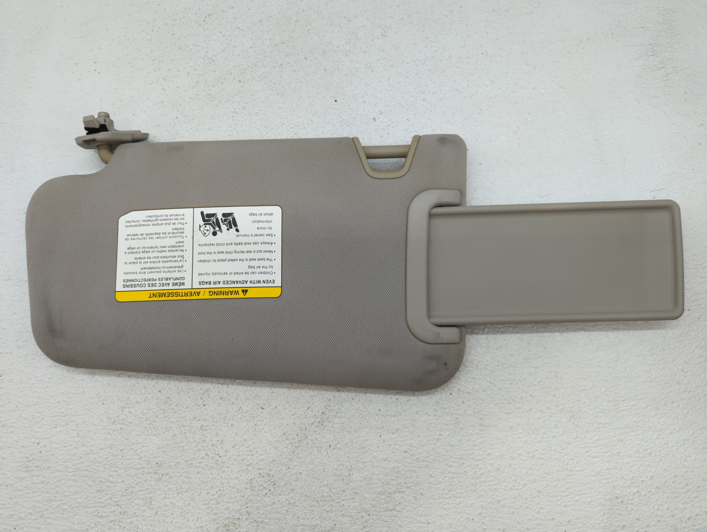 2014 Nissan Juke Sun Visor Shade Replacement Passenger Right Mirror Fits OEM Used Auto Parts - Oemusedautoparts1.com