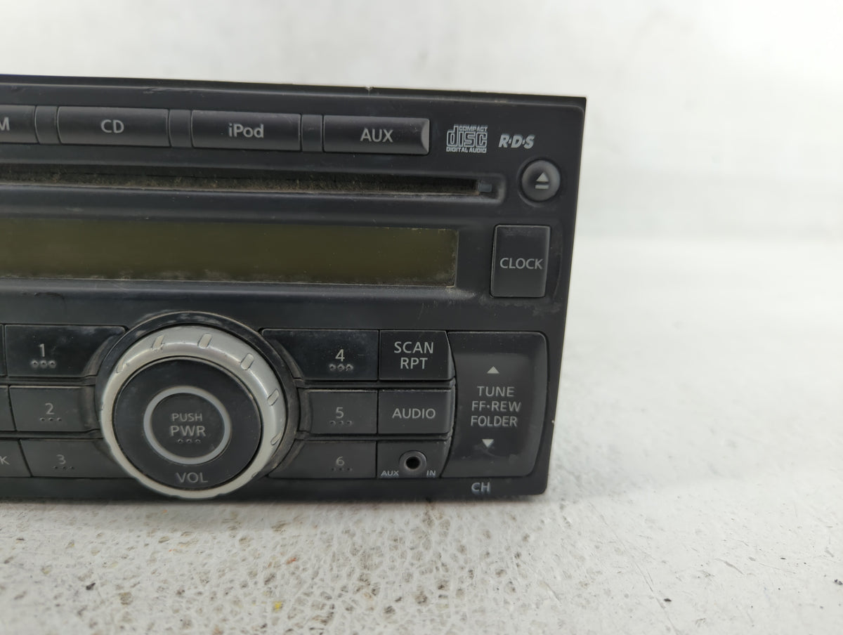 2014-2014 Nissan Juke Am Fm Cd Player Radio Receiver 554156 - Oemusedautoparts1.com
