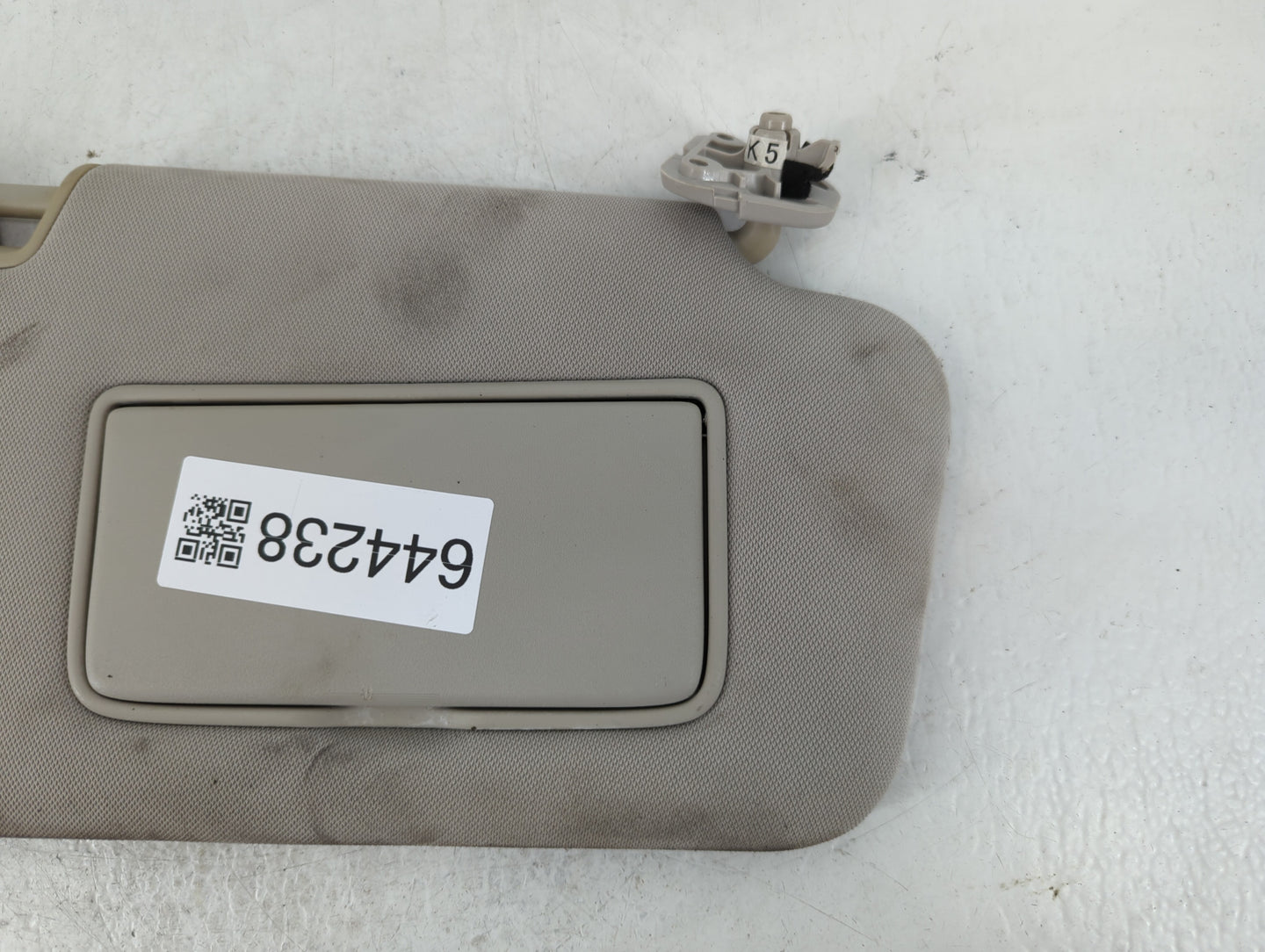 2014 Nissan Juke Sun Visor Shade Replacement Passenger Right Mirror Fits OEM Used Auto Parts - Oemusedautoparts1.com