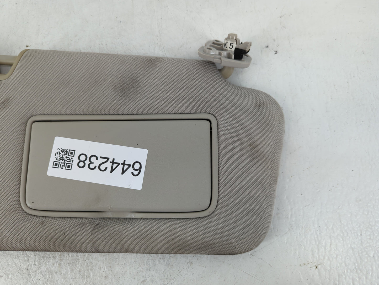 2014 Nissan Juke Sun Visor Shade Replacement Passenger Right Mirror Fits OEM Used Auto Parts - Oemusedautoparts1.com
