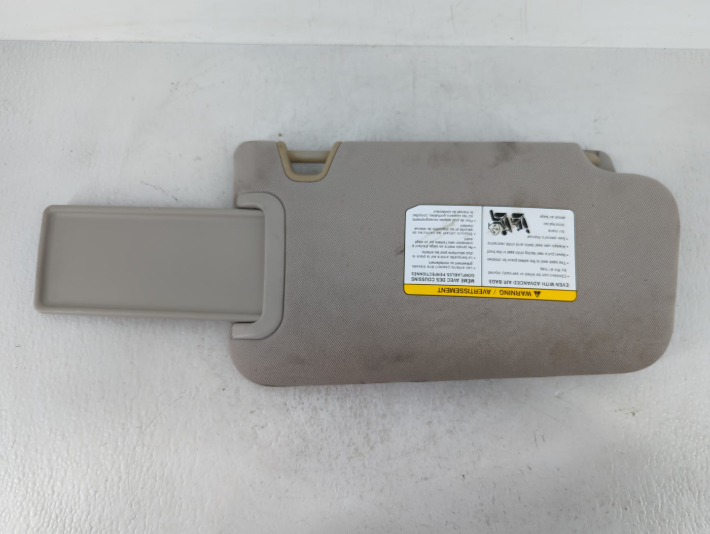 2014 Nissan Juke Sun Visor Shade Replacement Driver Left Mirror Fits OEM Used Auto Parts - Oemusedautoparts1.com