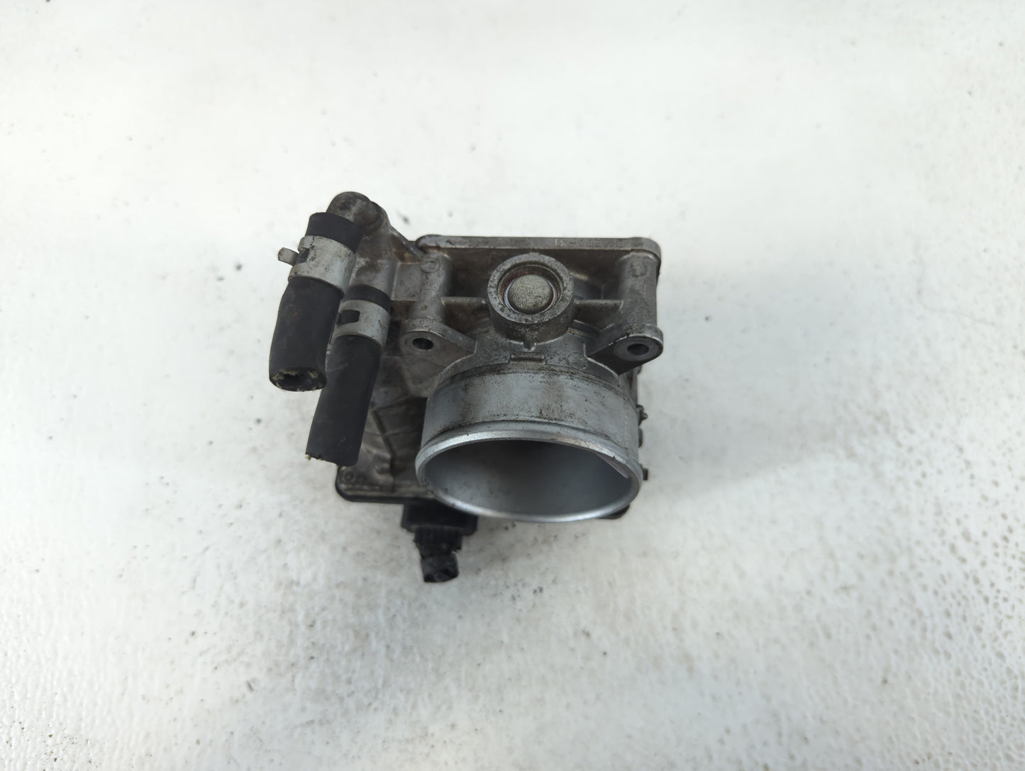 2011-2017 Nissan Juke Throttle Body P/N:3823S REM60-31 Fits Fits 2011 2012 2013 2014 2015 2016 2017 OEM Used Auto Parts - Oe