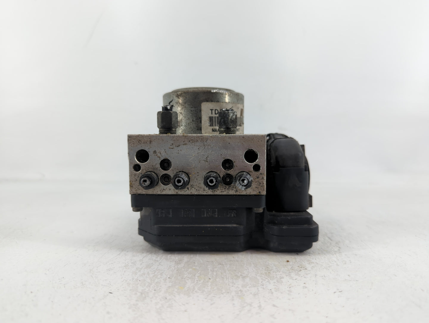 2012-2014 Nissan Juke ABS Pump Control Module Replacement P/N:TD8405 23261567 Fits Fits 2012 2013 2014 OEM Used Auto Parts -