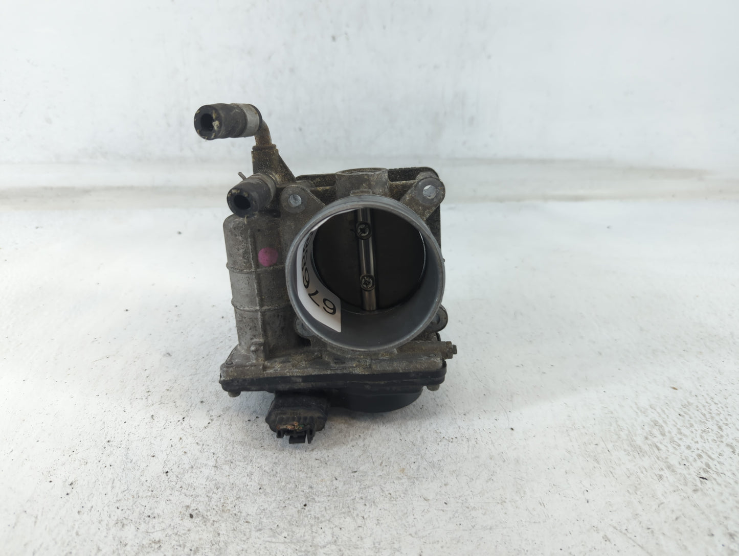 2011-2017 Nissan Juke Throttle Body P/N:RME60-31 Fits Fits 2011 2012 2013 2014 2015 2016 2017 OEM Used Auto Parts - Oemuseda