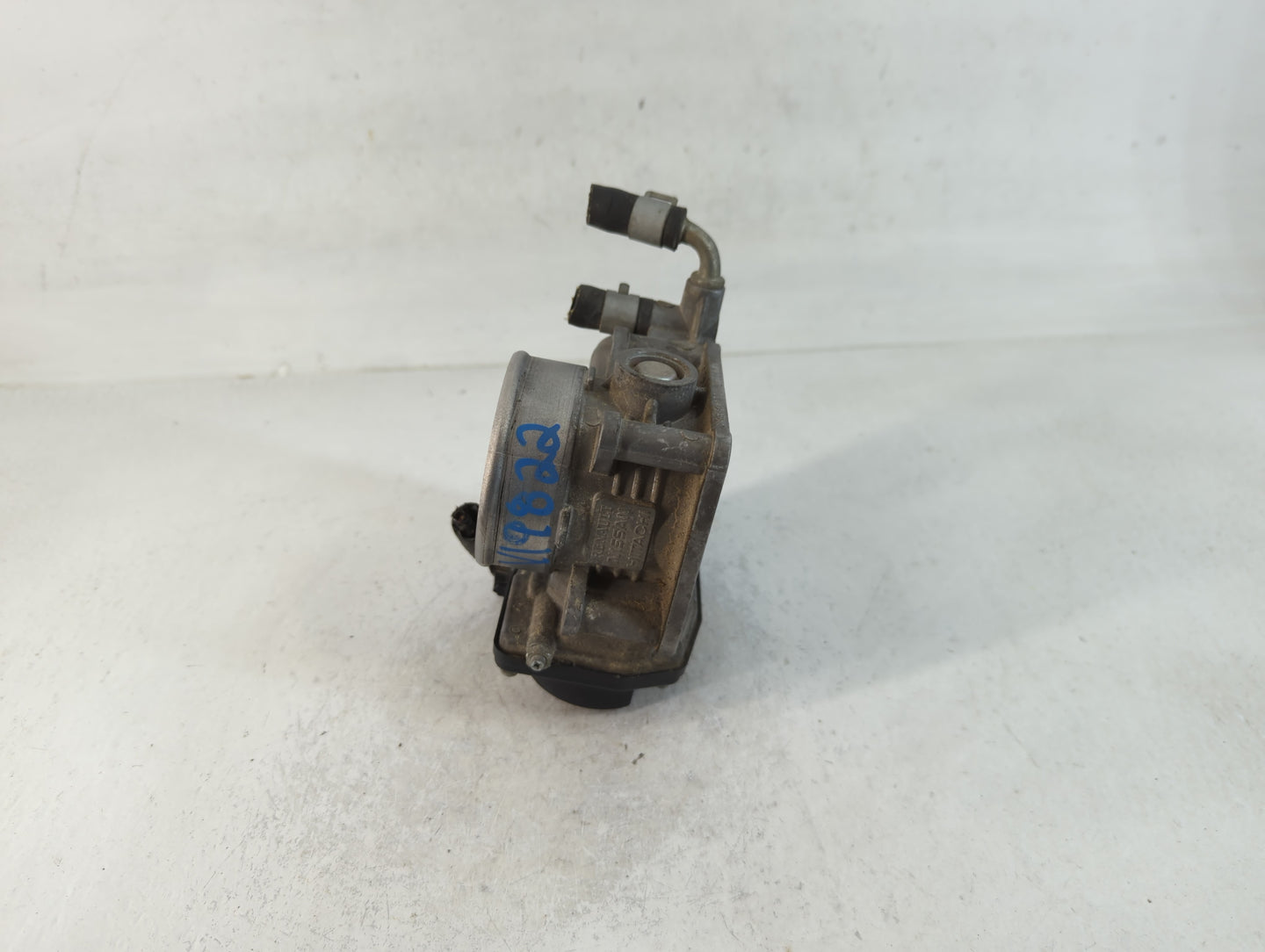 2011-2017 Nissan Juke Throttle Body P/N:39119 RME60-31 Fits Fits 2011 2012 2013 2014 2015 2016 2017 OEM Used Auto Parts - Oe