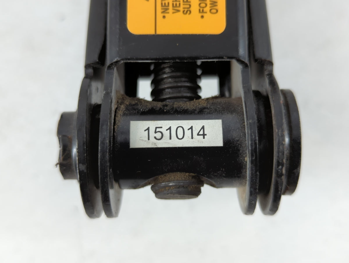 2014 Nissan Juke Spare Scissor Car Jack 760721 - Oemusedautoparts1.com
