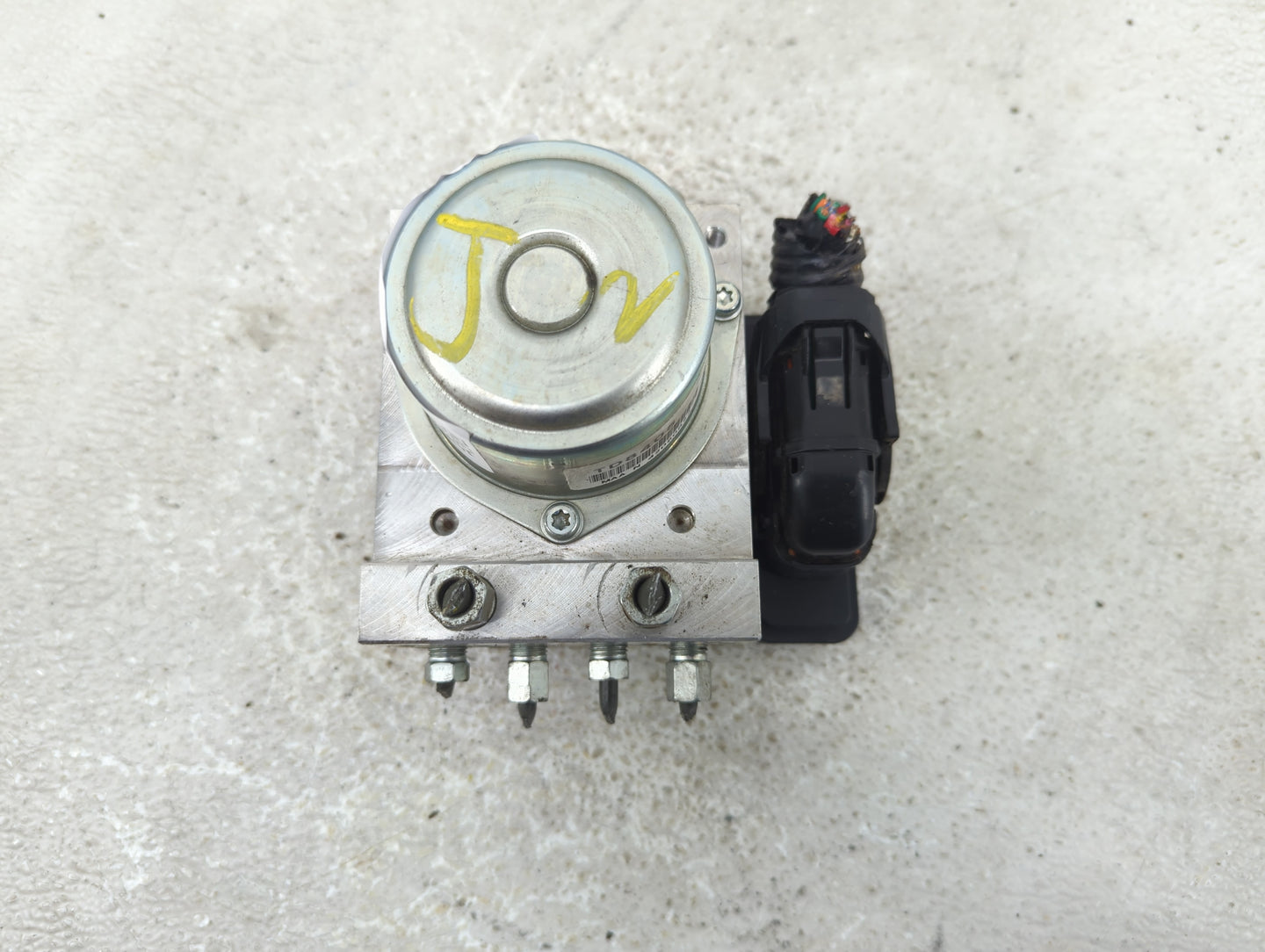 2014-2015 Nissan Leaf ABS Pump Control Module Replacement P/N:47660 4NA0A Fits Fits 2014 2015 OEM Used Auto Parts - Oemuseda