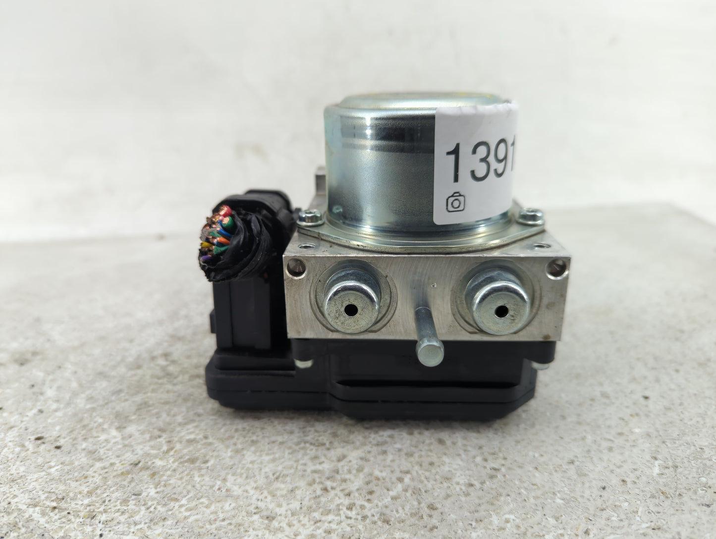 2014-2015 Nissan Leaf ABS Pump Control Module Replacement P/N:47660 4NA0A Fits Fits 2014 2015 OEM Used Auto Parts - Oemuseda