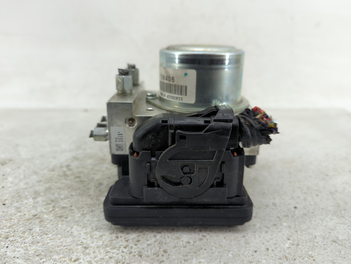2014-2015 Nissan Leaf ABS Pump Control Module Replacement P/N:47660 4NA0A Fits Fits 2014 2015 OEM Used Auto Parts - Oemuseda