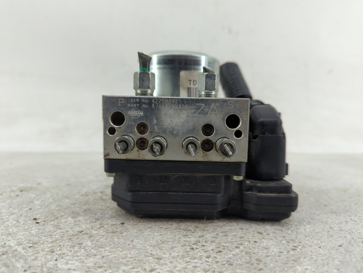 2014-2015 Nissan Leaf ABS Pump Control Module Replacement P/N:47660 4NA0A Fits Fits 2014 2015 OEM Used Auto Parts - Oemuseda