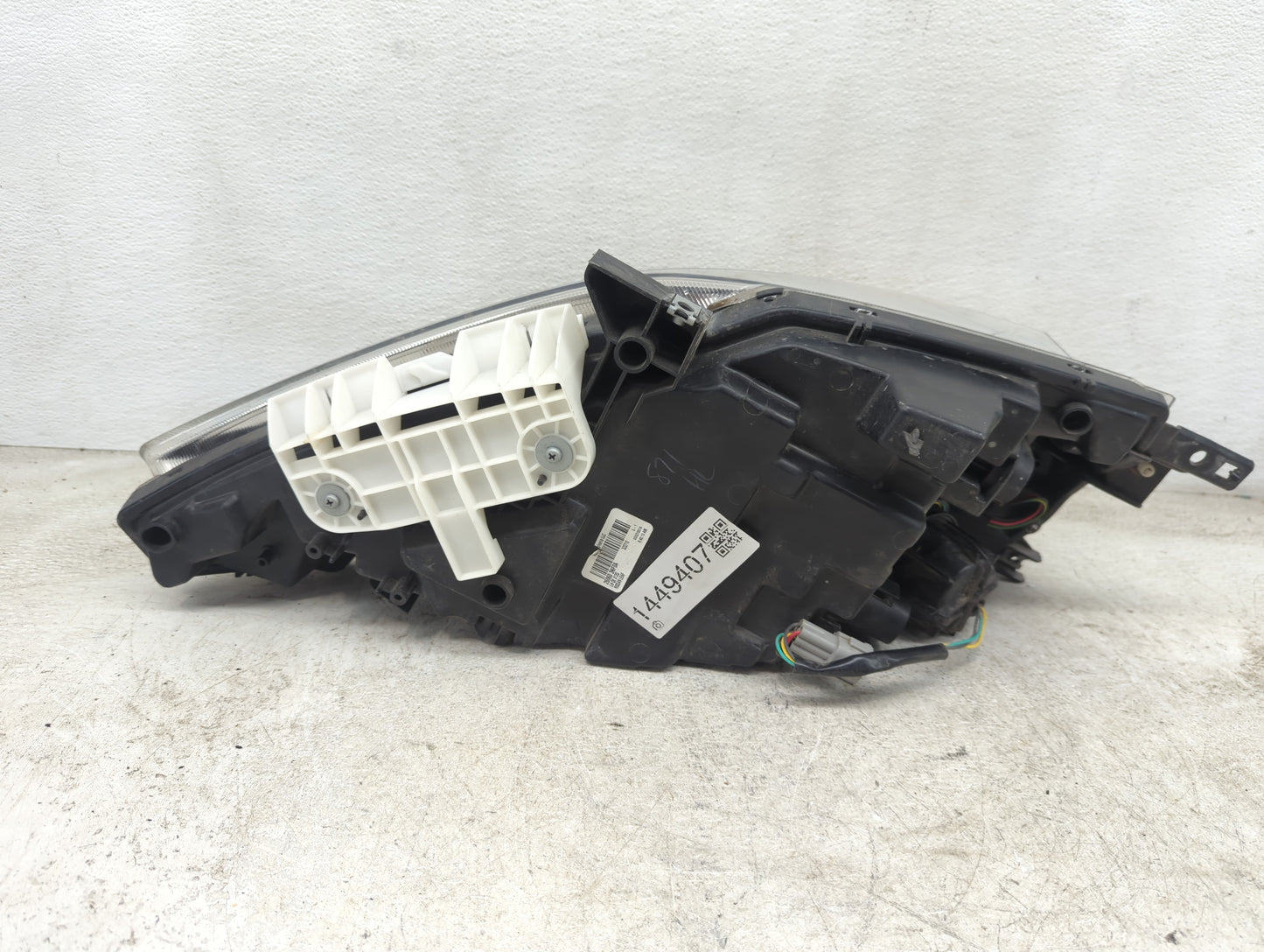 2013-2014 Nissan Leaf Driver Left Oem Head Light Headlight Lamp - Oemusedautoparts1.com