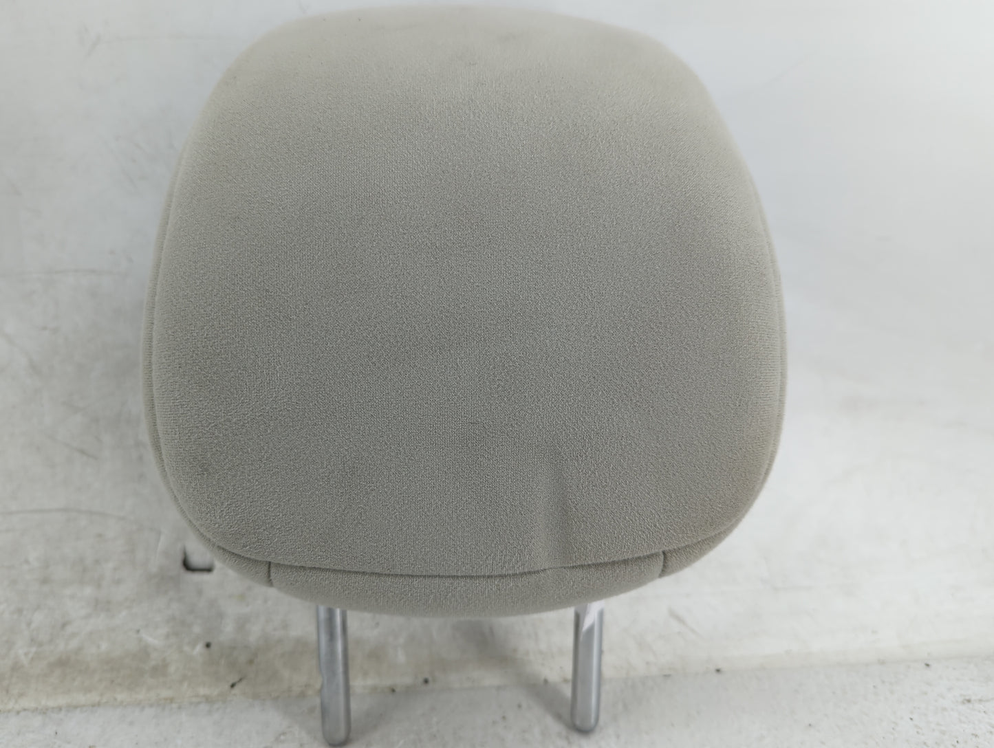 2014-2015 Nissan Leaf Headrest Head Rest Front Driver Passenger Seat Fits Fits 2014 2015 OEM Used Auto Parts - Oemusedautopa