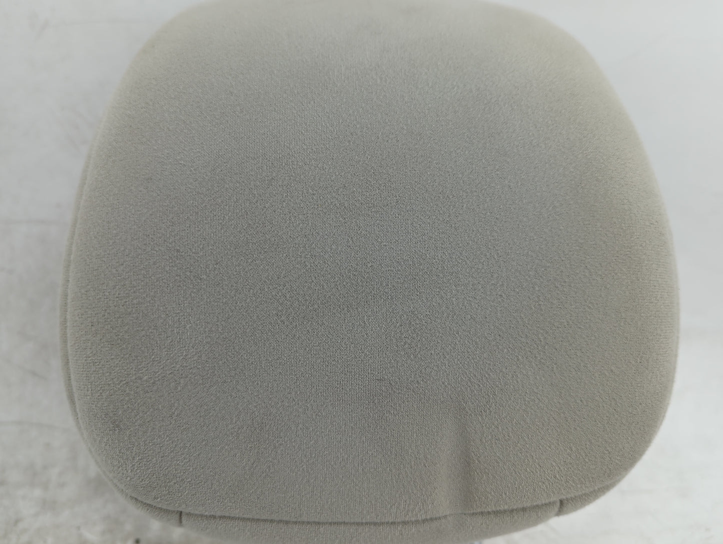 2014-2015 Nissan Leaf Headrest Head Rest Front Driver Passenger Seat Fits Fits 2014 2015 OEM Used Auto Parts - Oemusedautopa