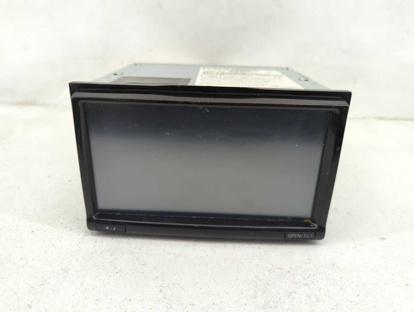 2014 Nissan Leaf Radio AM FM Cd Player Receiver Replacement P/N:25915 4NE0A Fits OEM Used Auto Parts - Oemusedautoparts1.com