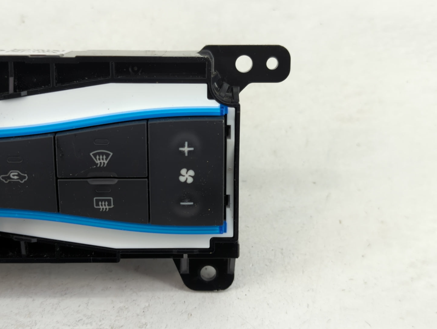 2014-2017 Nissan Leaf Climate Control Module Temperature AC/Heater Replacement P/N:27500 3NH0C Fits Fits 2014 2015 2016 2017