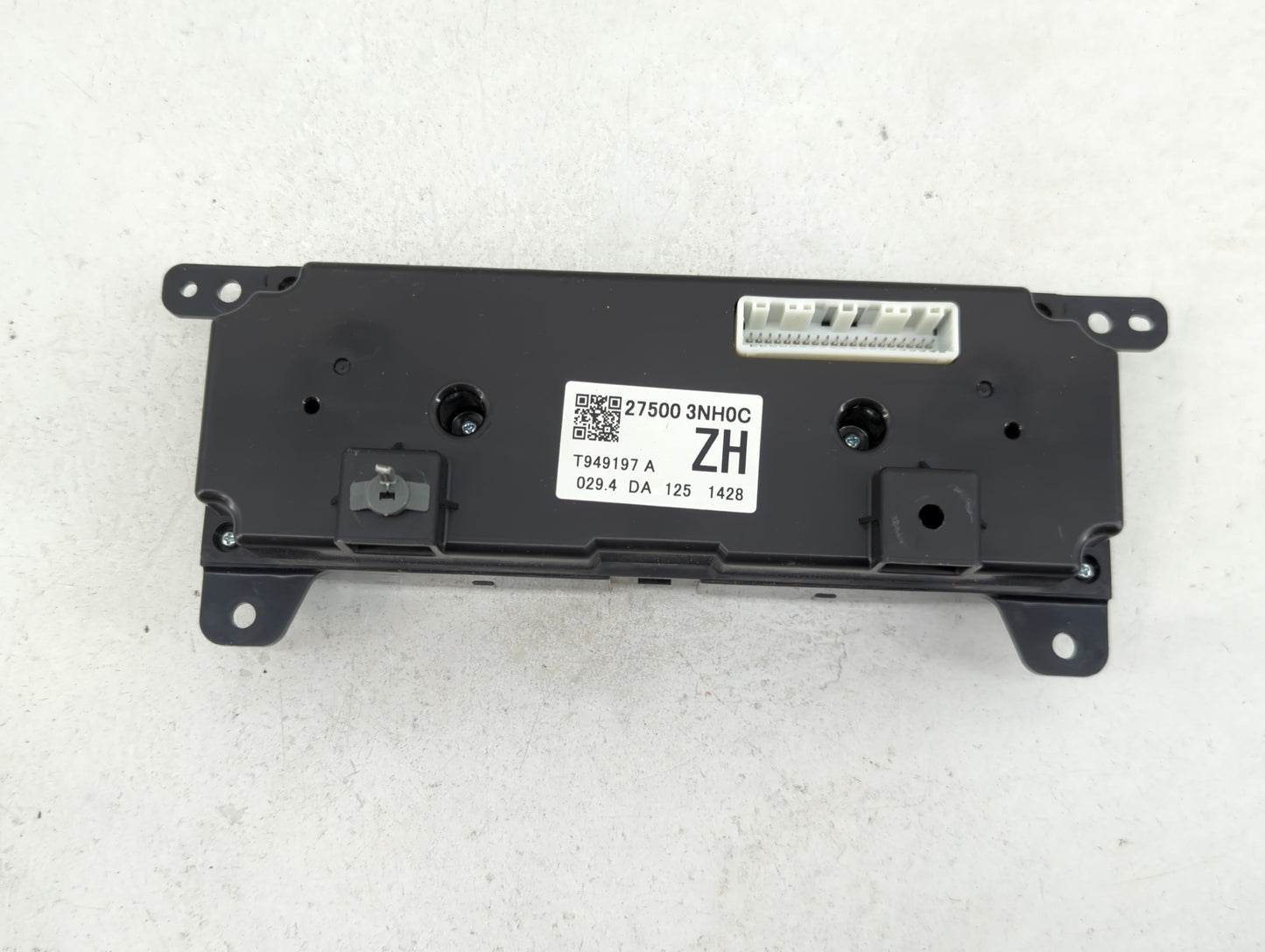 2014-2017 Nissan Leaf Climate Control Module Temperature AC/Heater Replacement P/N:27500 3NH0C Fits Fits 2014 2015 2016 2017