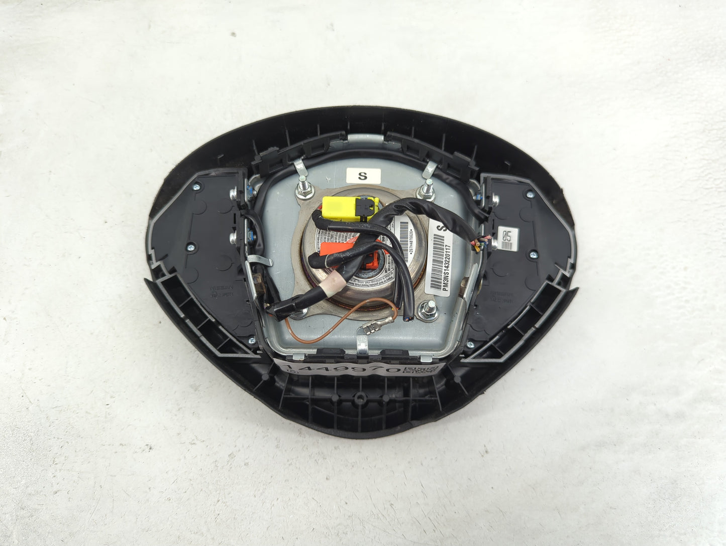 2013-2015 Nissan Leaf Air Bag Driver Left Steering Wheel Mounted P/N:PM3NS143220117 Fits Fits 2013 2014 2015 OEM Used Auto P