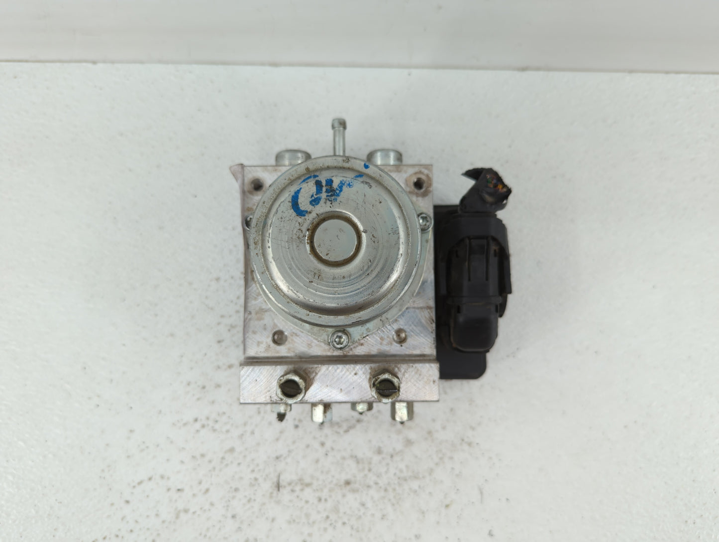 2014-2015 Nissan Leaf ABS Pump Control Module Replacement P/N:47660 4NA0A Fits Fits 2014 2015 OEM Used Auto Parts - Oemuseda