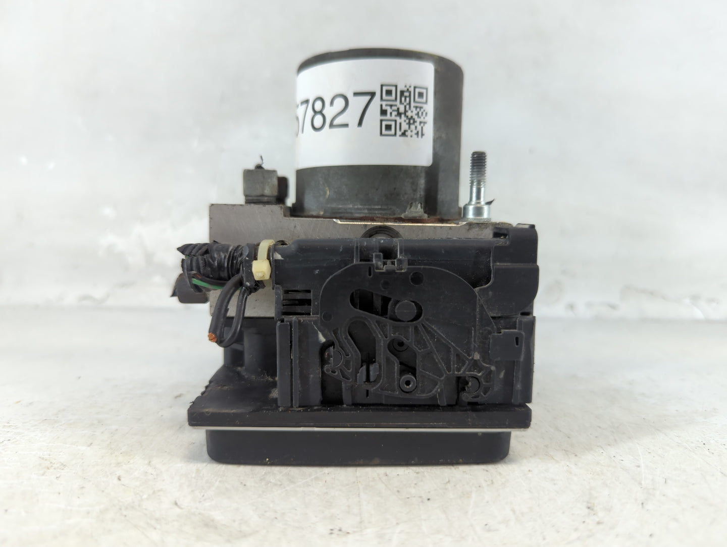 2014 Nissan Maxima ABS Pump Control Module Replacement P/N:47660 7Y90C 0 265 251 463 AC Fits OEM Used Auto Parts - Oemusedau