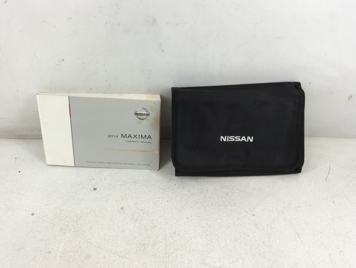 2014 Nissan Maxima Owners Manual Book Guide P/N:OM14E 0A35U0 OEM Used Auto Parts - Oemusedautoparts1.com