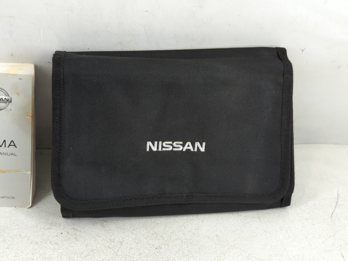 2014 Nissan Maxima Owners Manual Book Guide P/N:OM14E 0A35U0 OEM Used Auto Parts - Oemusedautoparts1.com