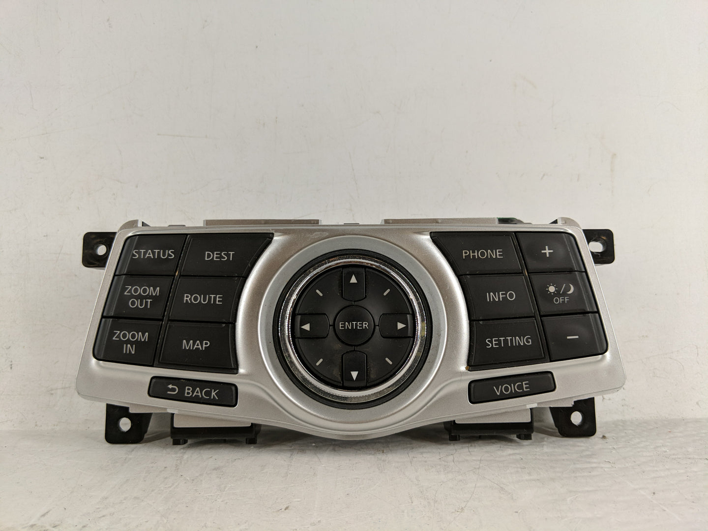 Nissan Maxima Radio Control Panel - Oemusedautoparts1.com