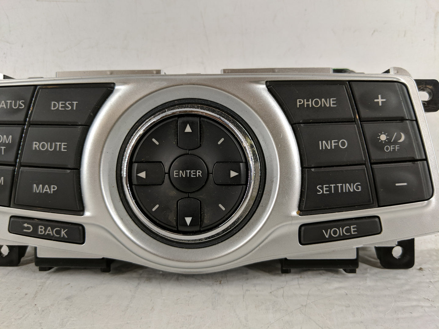 Nissan Maxima Radio Control Panel - Oemusedautoparts1.com
