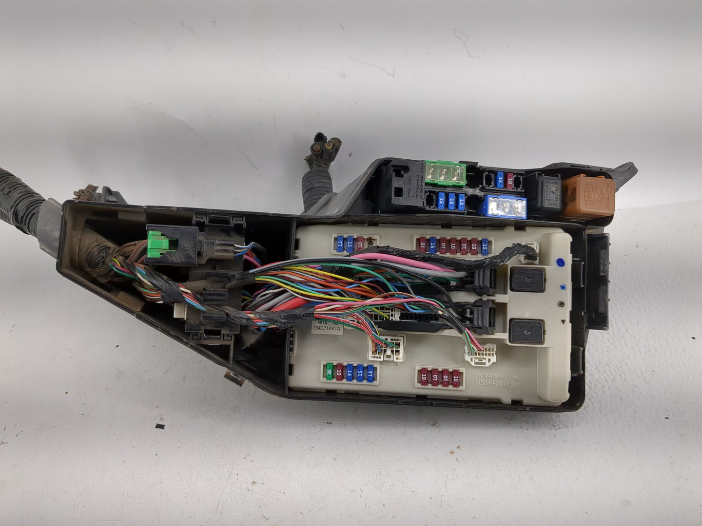 2009-2014 Nissan Maxima Fusebox Fuse Box Panel Relay Module Fits Fits 2009 2010 2011 2012 2013 2014 OEM Used Auto Parts - Oe