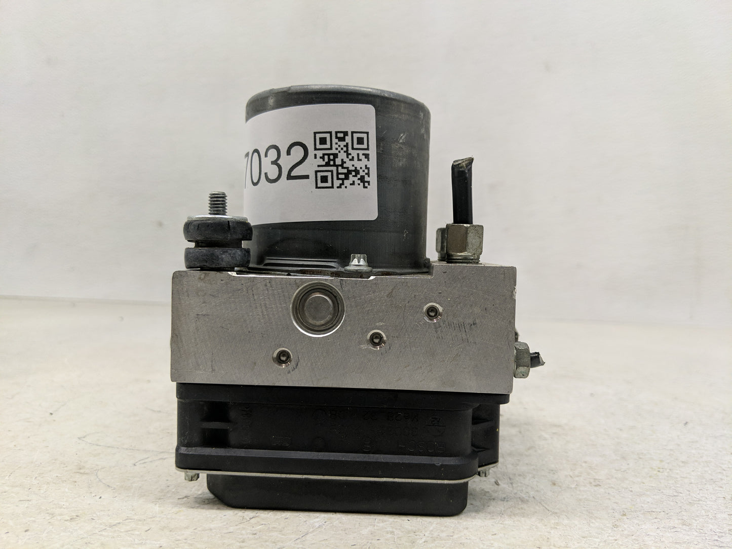 2014 Nissan Maxima ABS Pump Control Module Replacement P/N:0 265 951 865 47660 7Y90C, 0 265 251 463 AC Fits OEM Used Auto Pa